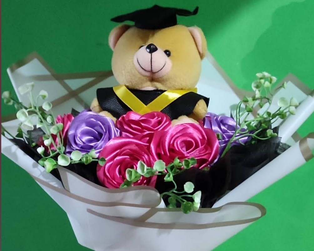Buket Bunga Wisuda